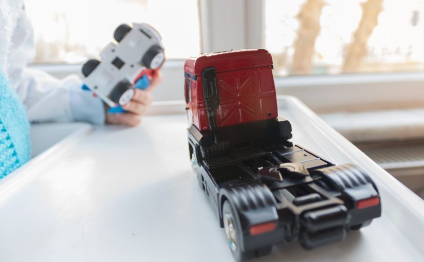 Każdy facet posiadający swoje cztery kółka i nie tylko , fantazjuje by jego gablota lub motor wyglądały jak najlepiej.