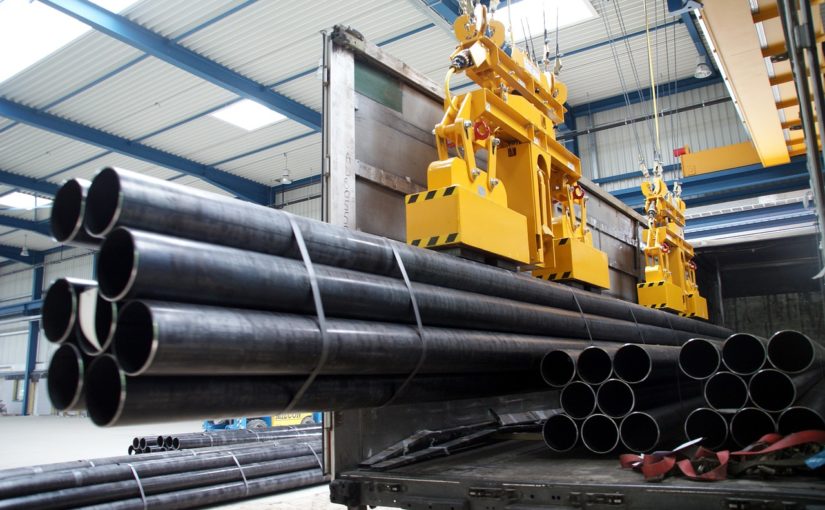 Fabryki zajmujące się produkowaniem maszyn dysponują w ofercie standardowe modele