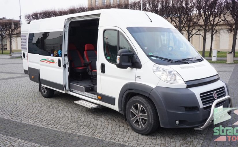 Wymarzone wolne, właściwy urlop lub szalony wczasy.